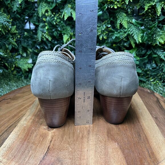 COMFORTIVA Bootie Women 10 Olive Green Angelique Lace Up Leather Heels 1979 - Picture 11 of 11